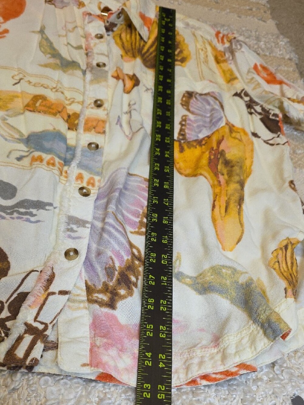 We The Free White Soft Short-Sleeve Button-Down with Coastal Print XS - Picture 8 of 15